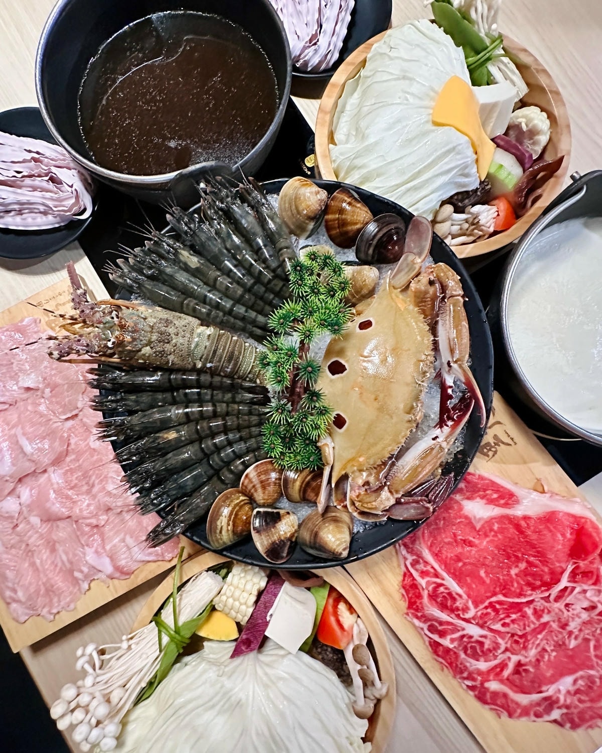 【新竹】(已暫停營業)野人Shabu 冷藏 / 熟成高級肉火 【新竹】(已暫停營業)野人Shabu 冷藏 / 熟成高級肉火