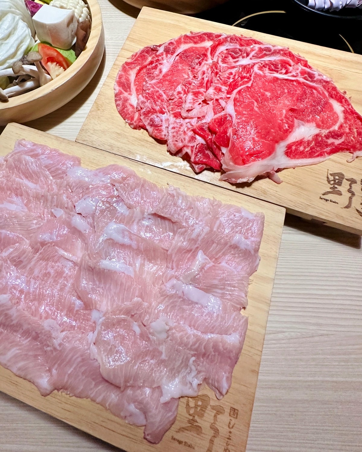 【新竹】(已暫停營業)野人Shabu 冷藏 / 熟成高級肉火 【新竹】(已暫停營業)野人Shabu 冷藏 / 熟成高級肉火