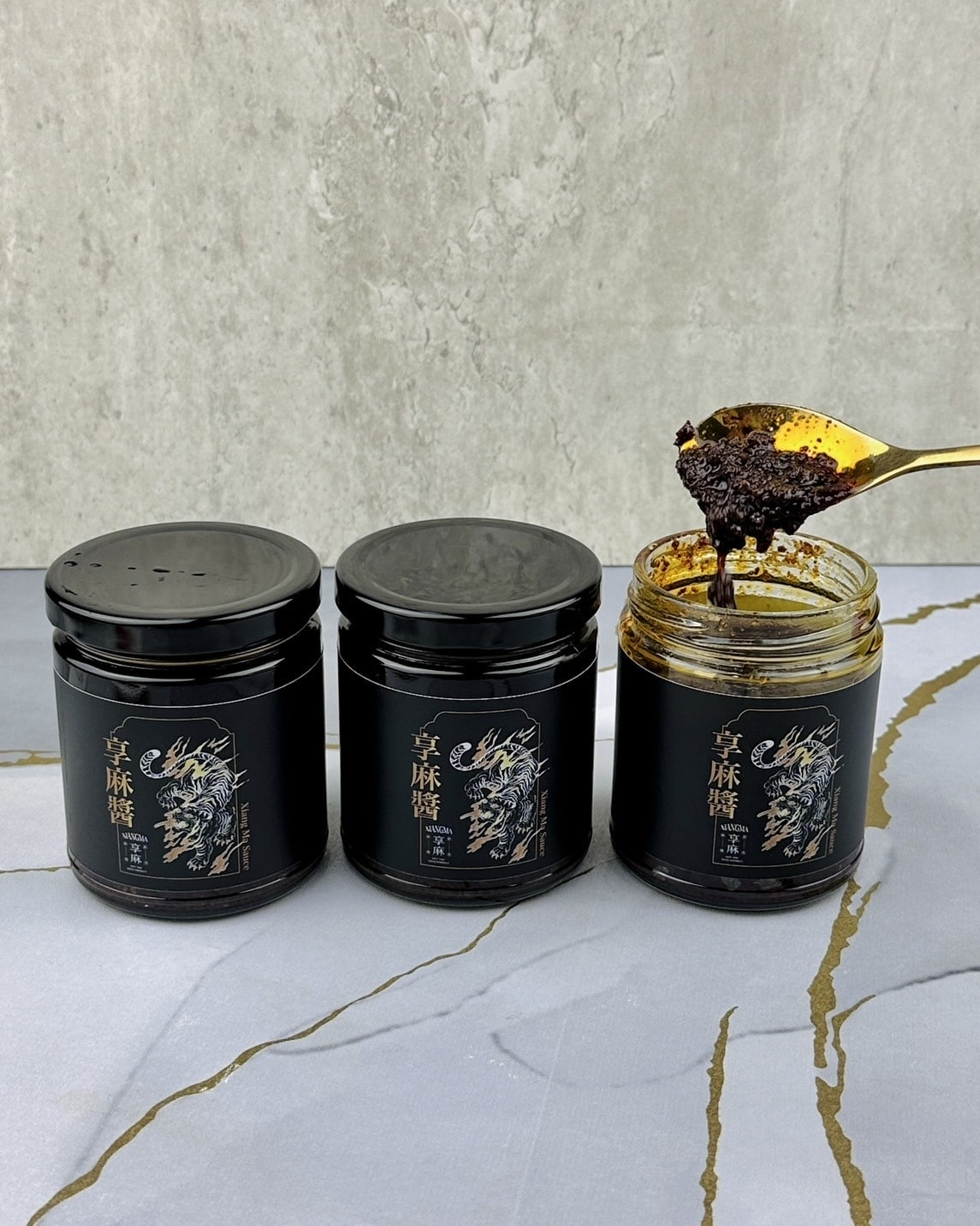 【懶人料理】輕鬆做出麻辣肥牛麵!家家戶戶必備「享麻醬」炒菜拌