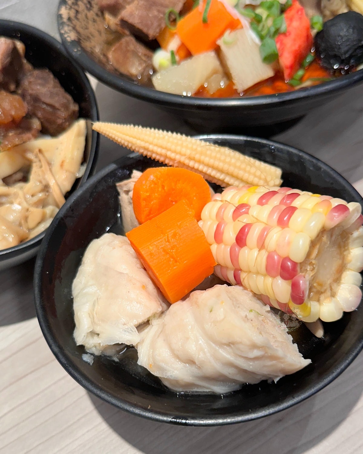 【桃園】桃園車站附近新開幕 5元的關東煮超級佛!「牛牛飛牛肉