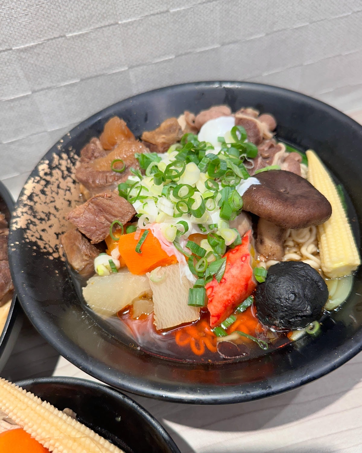 【桃園】桃園車站附近新開幕 5元的關東煮超級佛!「牛牛飛牛肉