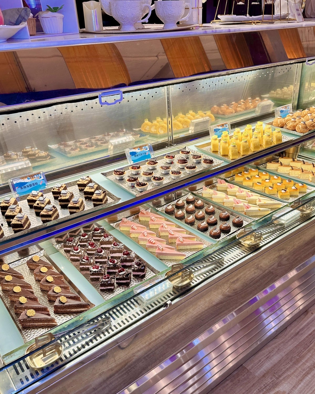 【新竹】老字號buffet吃到飽【新竹芙洛麗飯店-食譜自助百