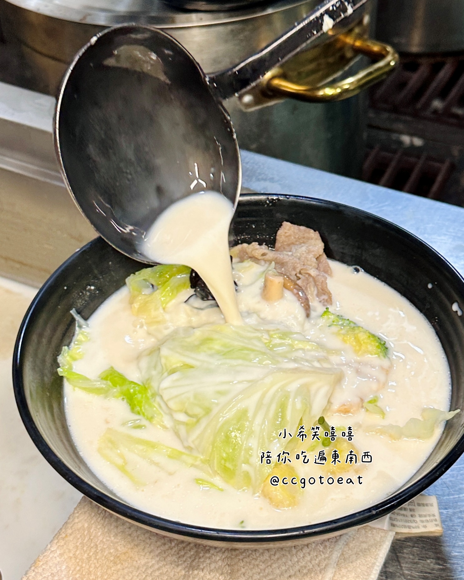 【新竹竹北】鼎香麻辣燙｜竹北平價小火鍋，豆腐鴨血入味、內用滷肉飯飲料吃到飽 文末附菜單