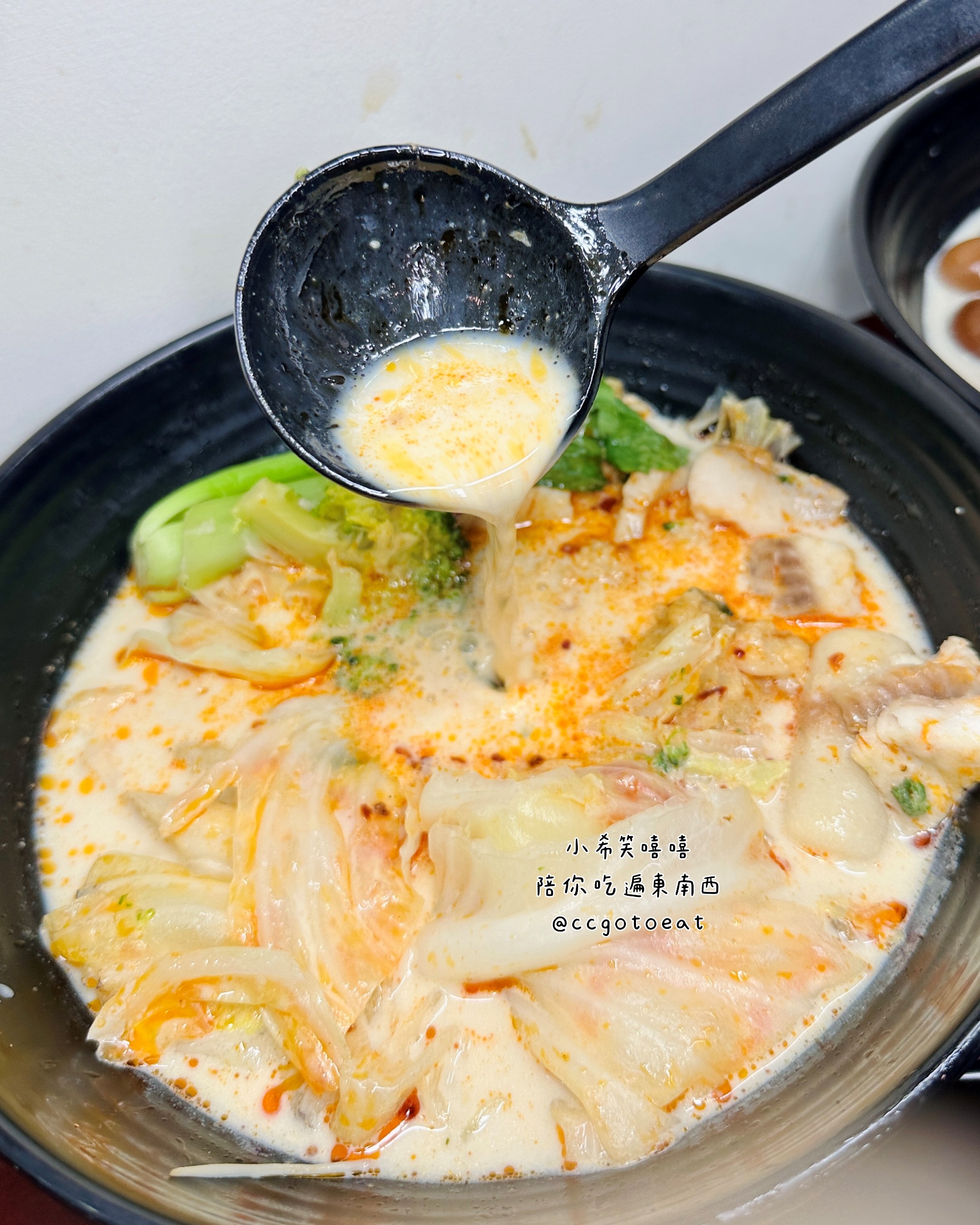【新竹竹北】鼎香麻辣燙｜竹北平價小火鍋，豆腐鴨血入味、內用滷肉飯飲料吃到飽 文末附菜單
